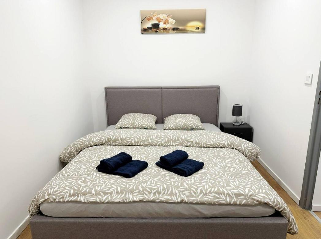 Rs-0 - Appartement F2 Au Rdc A Mulhouse Pour 1-3 Pers エクステリア 写真